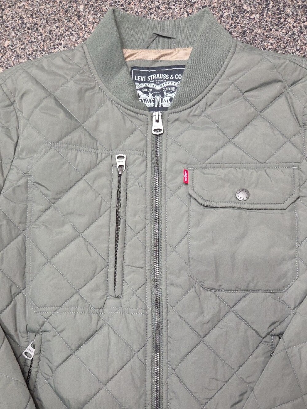 Levi's Quilted Bomber Jacket in Olive - Picture 2 of 6